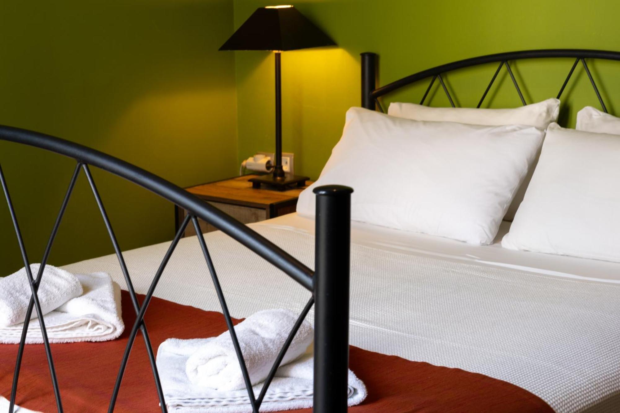 Rentrooms Guest house 3*